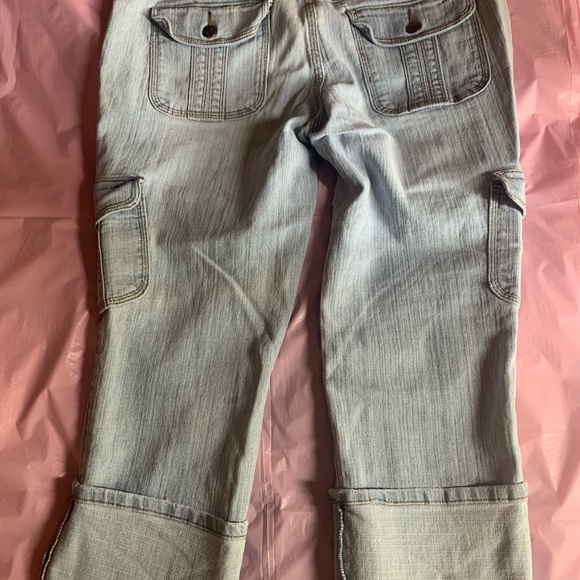 No Boundaries Capri Jeans Junior’s Size 11 - Picture 2 of 3
